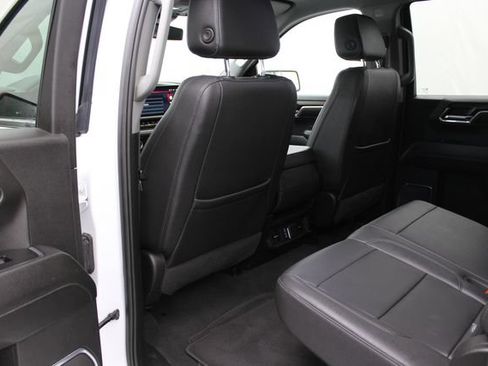 Used 2024 GMC Sierra 1500 SLT AWD/4WD image 21