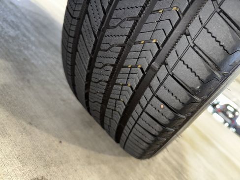 Certified 2025 BMW X5 M60i image 37