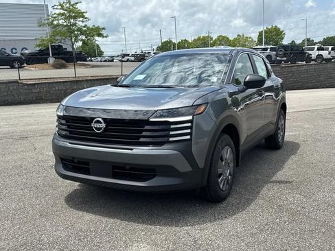 New 2026 Nissan Kicks S FWD image 8
