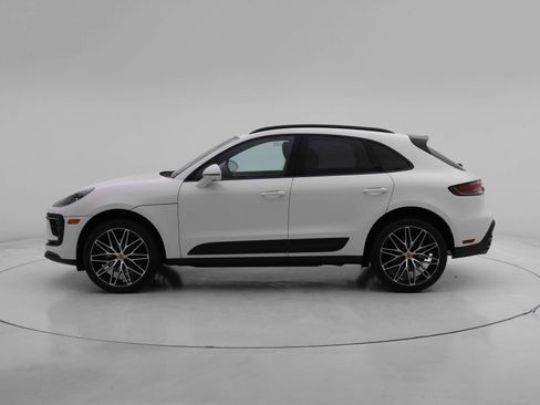 Used 2026 Porsche Macan AWD/4WD image 2
