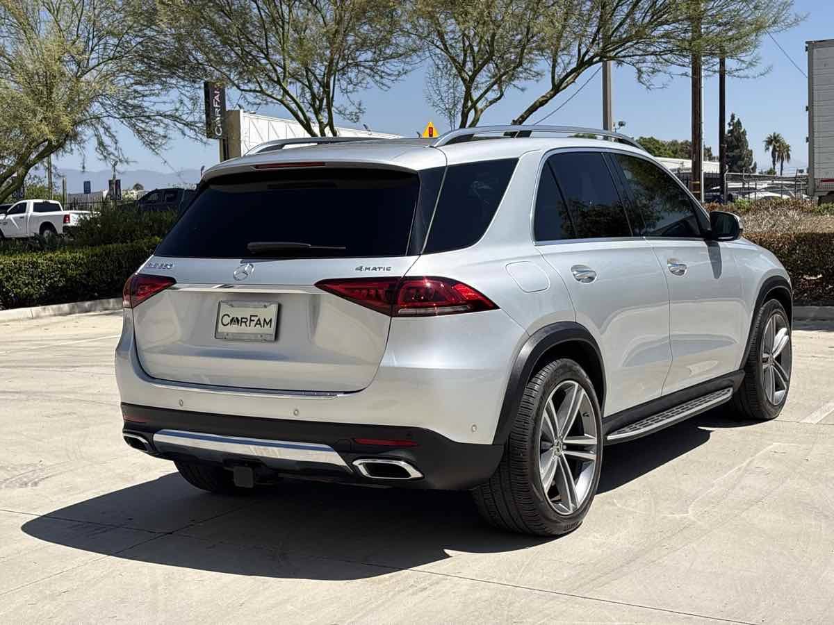 Used 2020 Mercedes-Benz GLE 350 4MATIC image 3