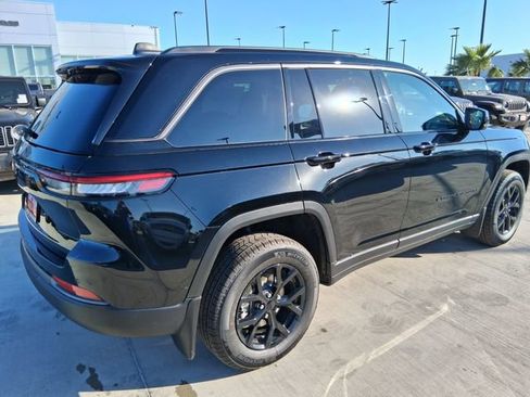 New 2026 Jeep Grand Cherokee Altitude RWD image 7