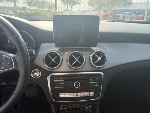 Used 2019 Mercedes-Benz GLA 250 image 20