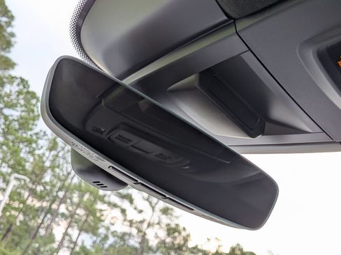 Certified 2026 Porsche Cayenne Turbo AWD/4WD image 19