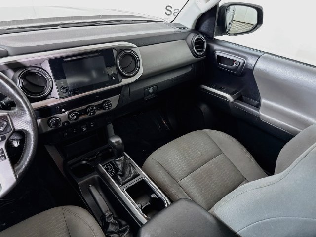 Used 2019 Toyota Tacoma SR5 AWD/4WD image 21