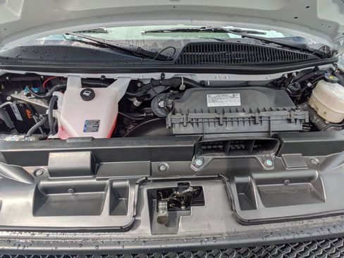 New 2025 Chevrolet Express 2500 w/ Driver Convenience Package image 12