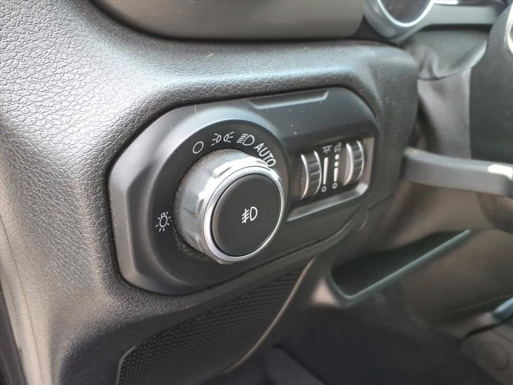 Used 2020 Jeep Wrangler Unlimited Sport AWD/4WD image 22
