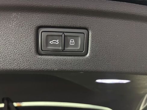 Used 2023 Audi A5 2.0T Premium Plus image 8