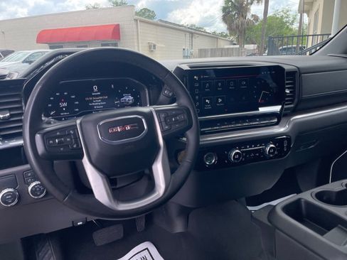 Used 2024 GMC Sierra 1500 SLT RWD image 11