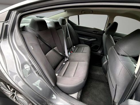 Used 2024 Nissan Altima 2.5 SV image 23