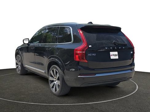 Used 2023 Volvo XC90 T8 Plus w/ Protection Package Premier AWD/4WD image 3