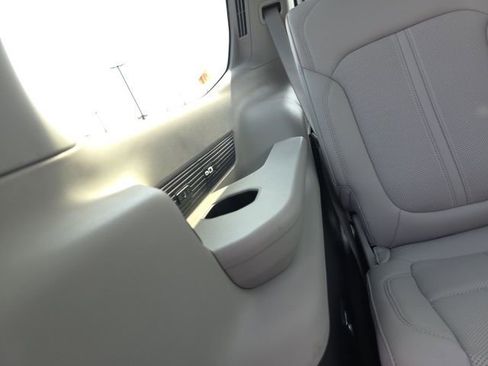 Used 2024 Jeep Wagoneer Series III w/ Premium Group I AWD/4WD image 64