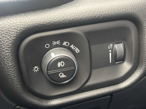 New 2026 RAM 1500 Big Horn AWD/4WD image 25