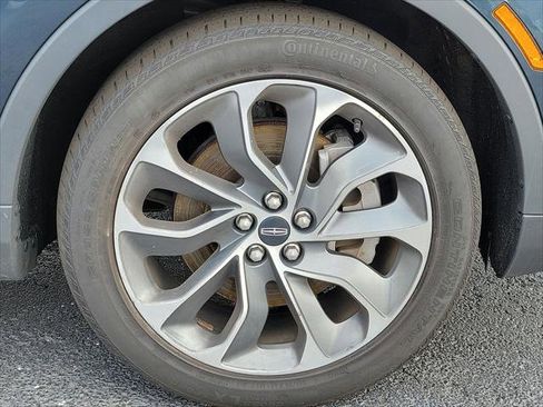 Used 2022 Lincoln Nautilus Reserve image 27