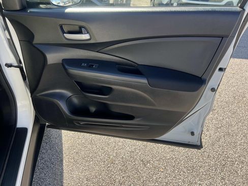 Used 2016 Honda CR-V LX image 14