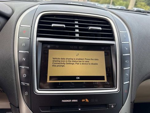 Used 2019 Lincoln Nautilus Reserve image 23