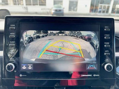 Used 2022 Toyota Camry XSE image 17