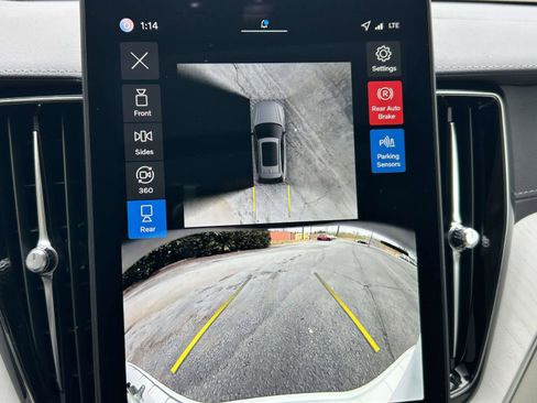 New 2026 Volvo XC60 B5 Ultra w/ Protection Package Premier AWD/4WD image 30