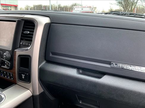 Used 2016 RAM 2500 Laramie image 16