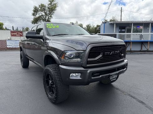 Used 2018 RAM 2500 Laramie w/ Sport Appearance Group AWD/4WD image 2