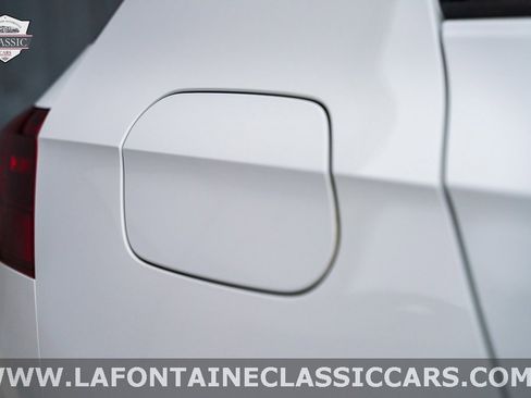 Used 2022 Volkswagen Golf R image 40