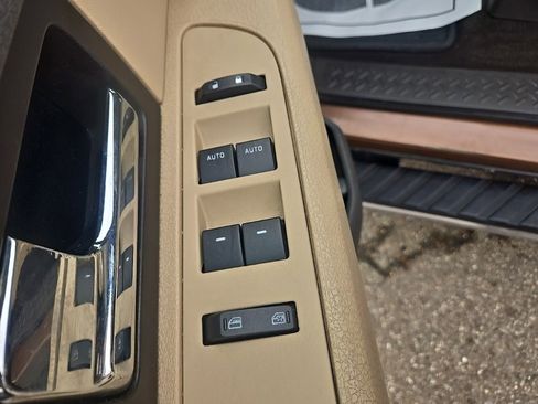 Used 2012 Ford F150 XLT w/ XLT Chrome Pkg image 12