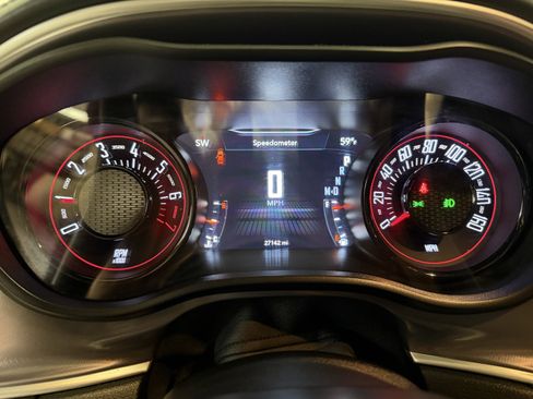 Used 2020 Dodge Challenger SXT w/ Plus Package image 16