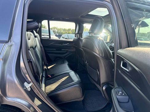 Certified 2023 Jeep Grand Cherokee Altitude AWD/4WD image 23