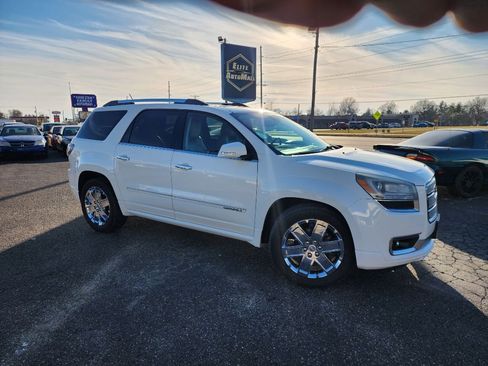 Used 2014 GMC Acadia Denali image 2