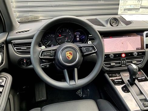 New 2025 Porsche Macan image 23