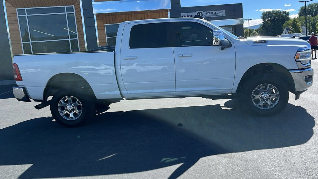 Used 2023 RAM 2500 Laramie AWD/4WD image 2