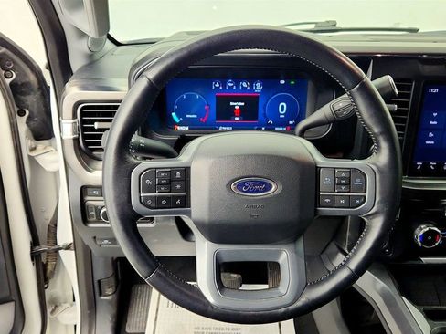 Used 2024 Ford F350 Lariat w/ Lariat Ultimate Package AWD/4WD image 11