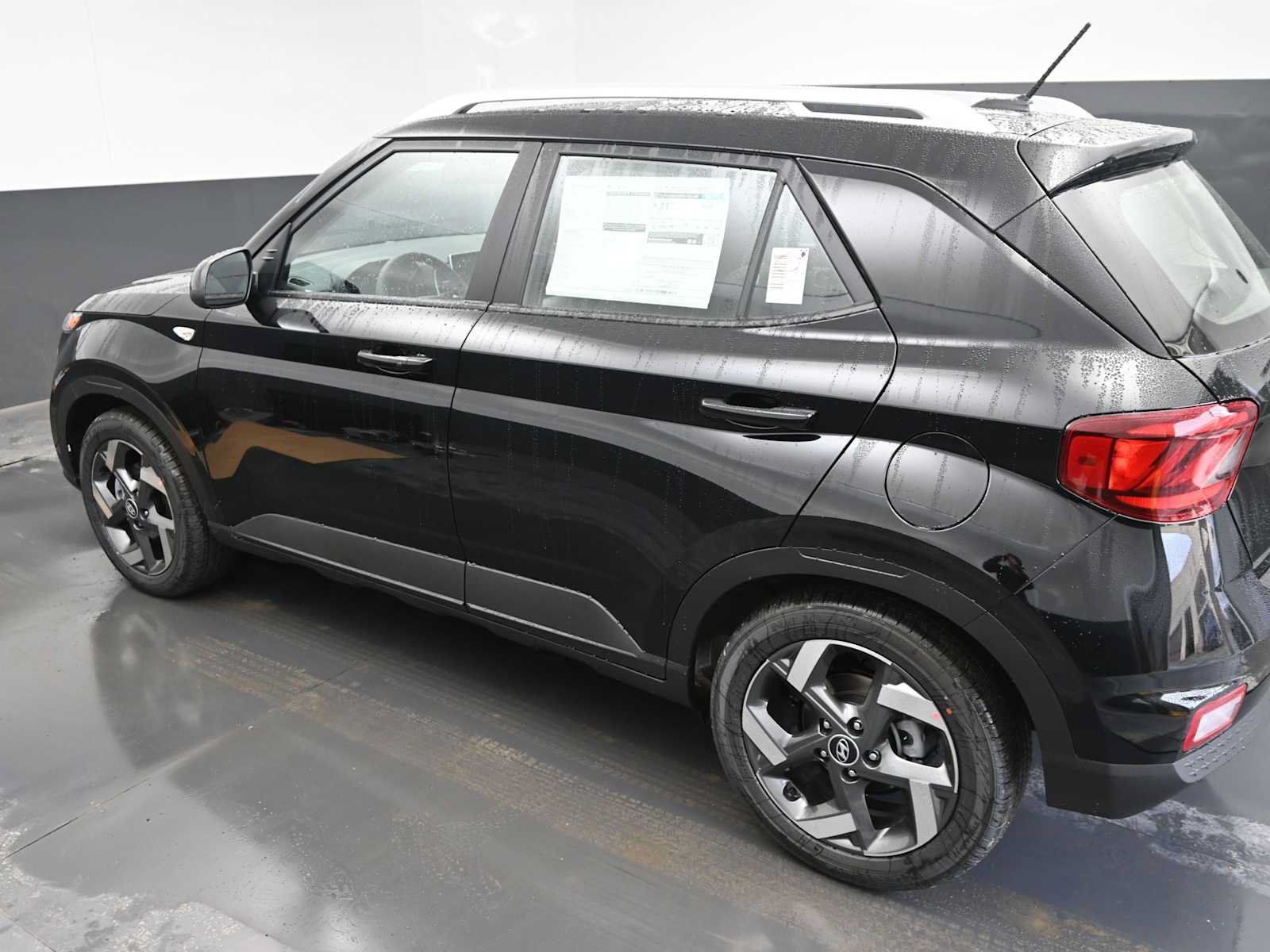 New 2026 Hyundai Venue SEL FWD image 6