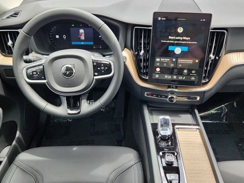 New 2026 Volvo XC60 T8 Plus w/ Climate Package AWD/4WD image 3