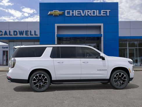 New 2026 Chevrolet Suburban RST AWD/4WD image 5