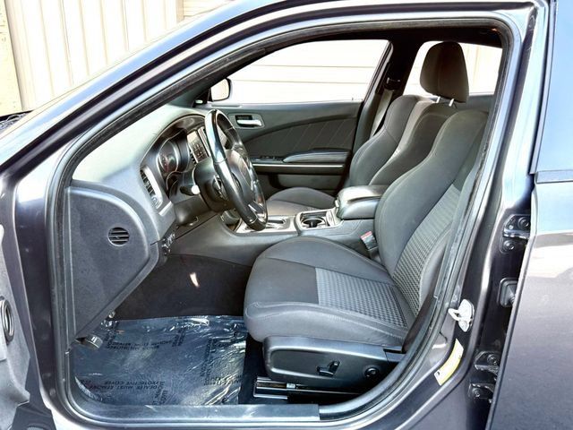 Used 2019 Dodge Charger R/T RWD image 11