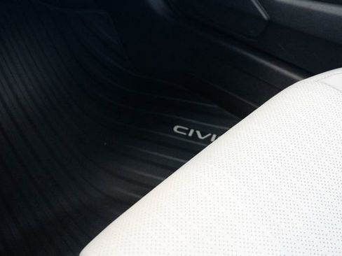 Certified 2024 Honda Civic Sport Touring image 31