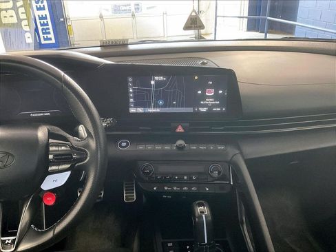Used 2025 Hyundai Elantra N FWD image 18