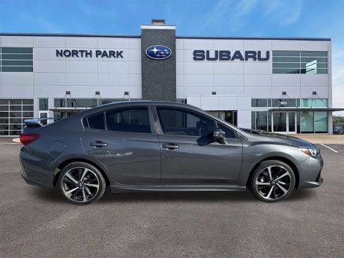 Used 2021 Subaru Impreza 2.0i Sport image 2