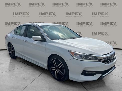 Used 2016 Honda Accord Sport image 7