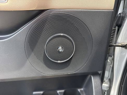Used 2024 Ford Expedition Limited RWD image 9