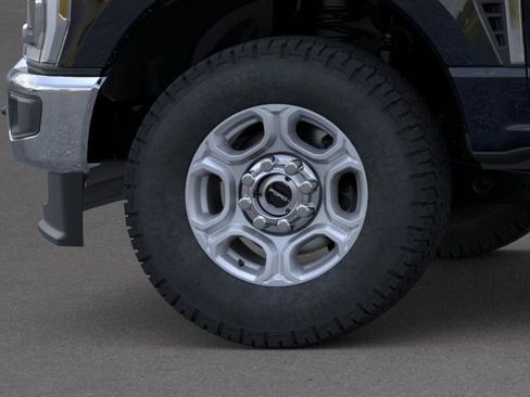 New 2026 Ford F250 XLT w/ XLT Premium Package AWD/4WD image 19