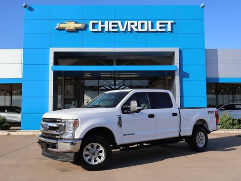 Used 2020 Ford F250 XLT w/ FX4 Off-Road Package AWD/4WD image 1