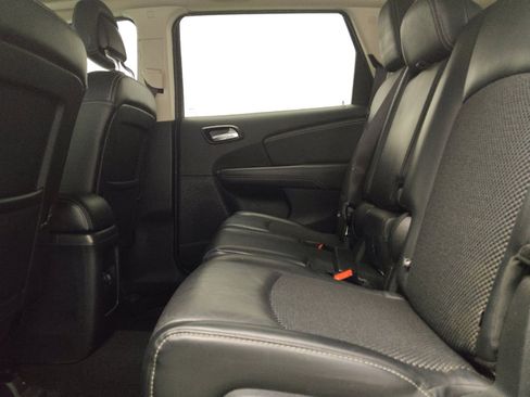 Used 2020 Dodge Journey Crossroad FWD image 18