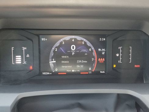 Certified 2025 Toyota Tacoma SR5 AWD/4WD image 22