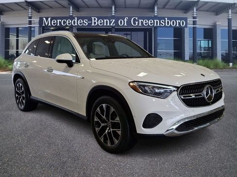 Certified 2025 Mercedes-Benz GLC 350e 4MATIC image 3