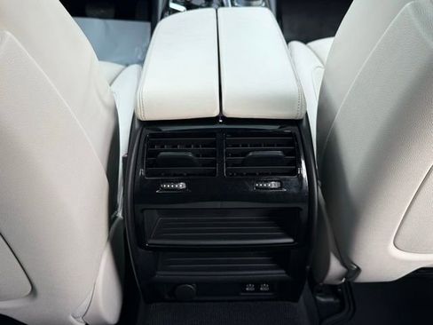 Used 2022 BMW 540i xDrive w/ Premium Package AWD/4WD image 38