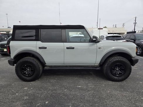 Certified 2022 Ford Bronco Wildtrak image 4