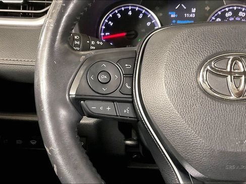 Used 2019 Toyota RAV4 XLE Premium w/ Cold Weather Package AWD/4WD image 18
