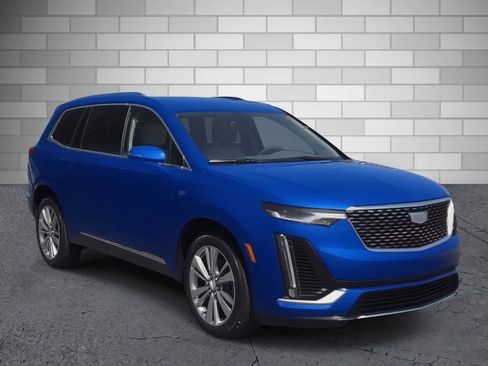 Certified 2024 Cadillac XT6 Premium Luxury AWD/4WD image 7